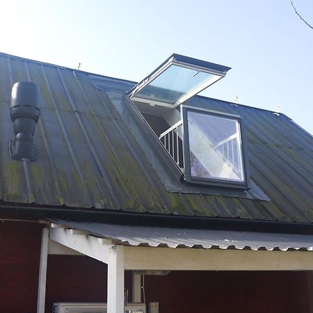 Loft Apartment At Isola Gard On The Middle Of Oeland Färjestaden Buitenkant foto